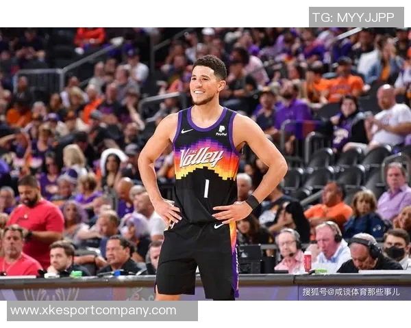 布克成NBA历史第三年轻球员达成17000分与3600助攻双里程碑