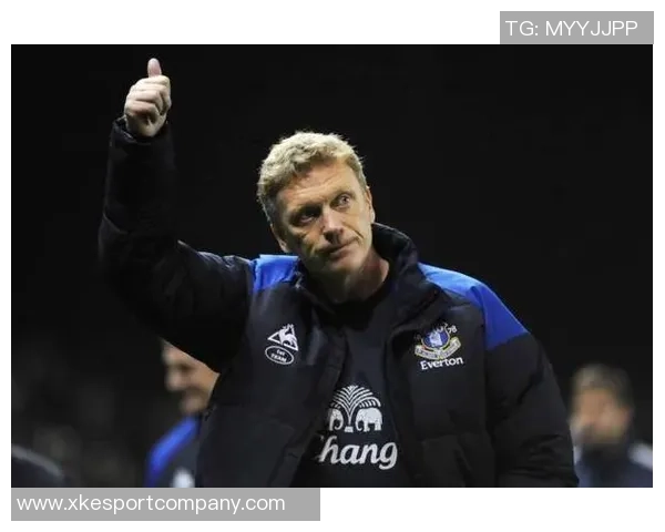 莫耶斯直言英超裁判判罚不公缺乏沟通引发广泛关注